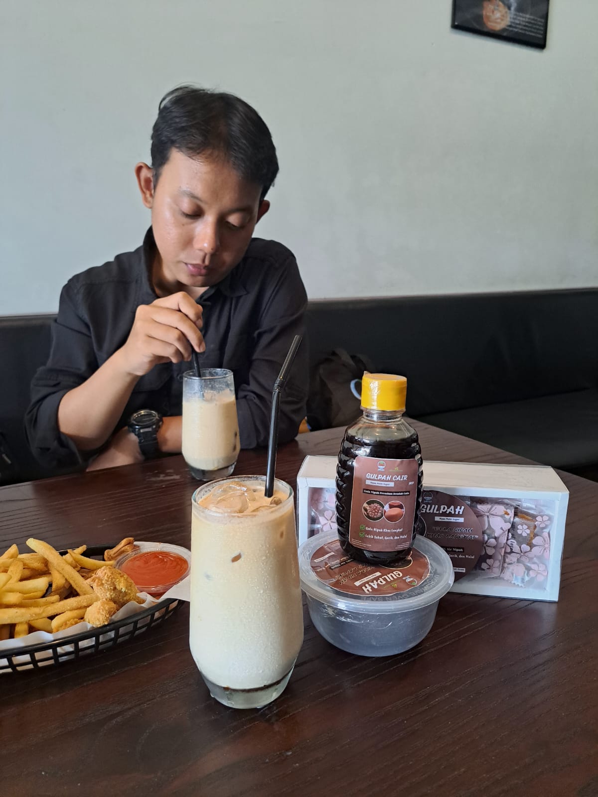 Kopi Gula Nipah di Lentera Cafe, Ada Rasa Gurih Disetiap Tetesannya