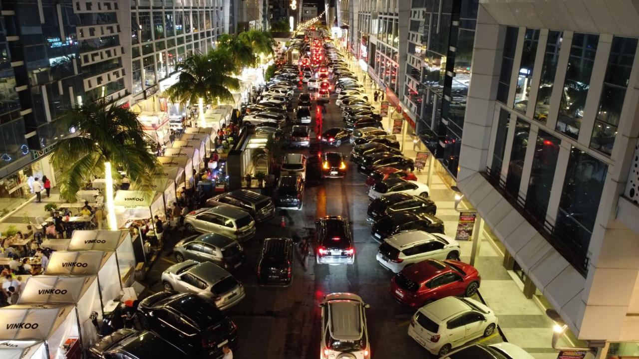 A Joyus Chinese New Year Mall Centre Point &amp; Vinkoo Jakarta Festival Meriah