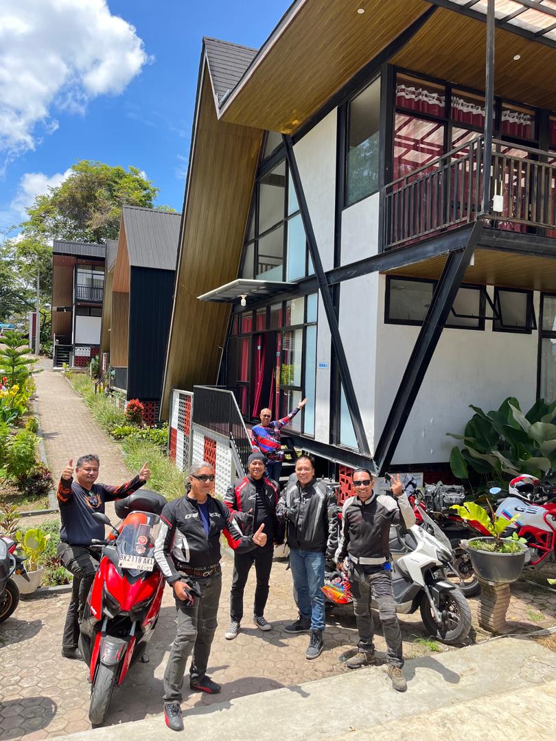 Pemotor Malaysia Dan Ladon Kagumi Sensasi Alam Dream Hill Villa Burtelege By Calandra