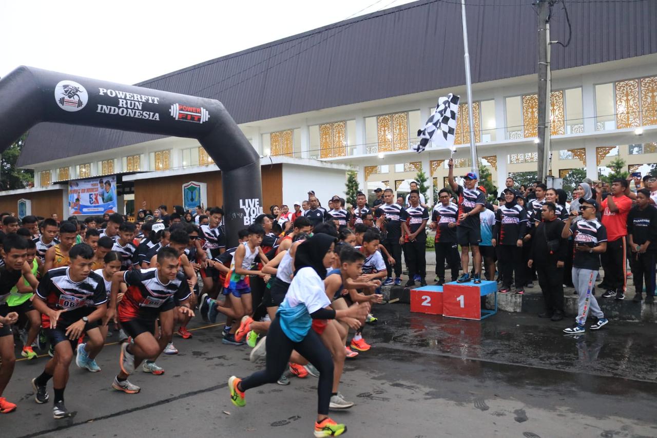 Wakil Wali Kota Binjai Lepas Peserta Fun Run 5K Sekaligus Sapa Warga