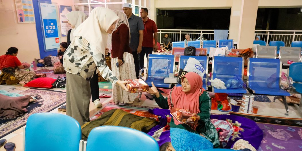 Gerilya Sahur Istri Gubernur: Dari Rumah Sakit Hingga Pasar, Mengantar Cinta Dalam Sekotak Nasi