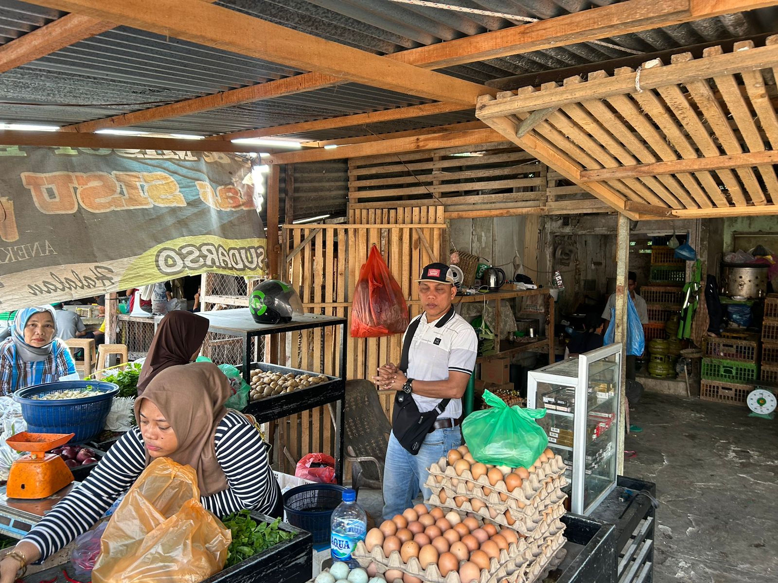 Jelang Lebaran Harga Sejumlah Kebutuhan Rumah Tangga Naik Drastis
