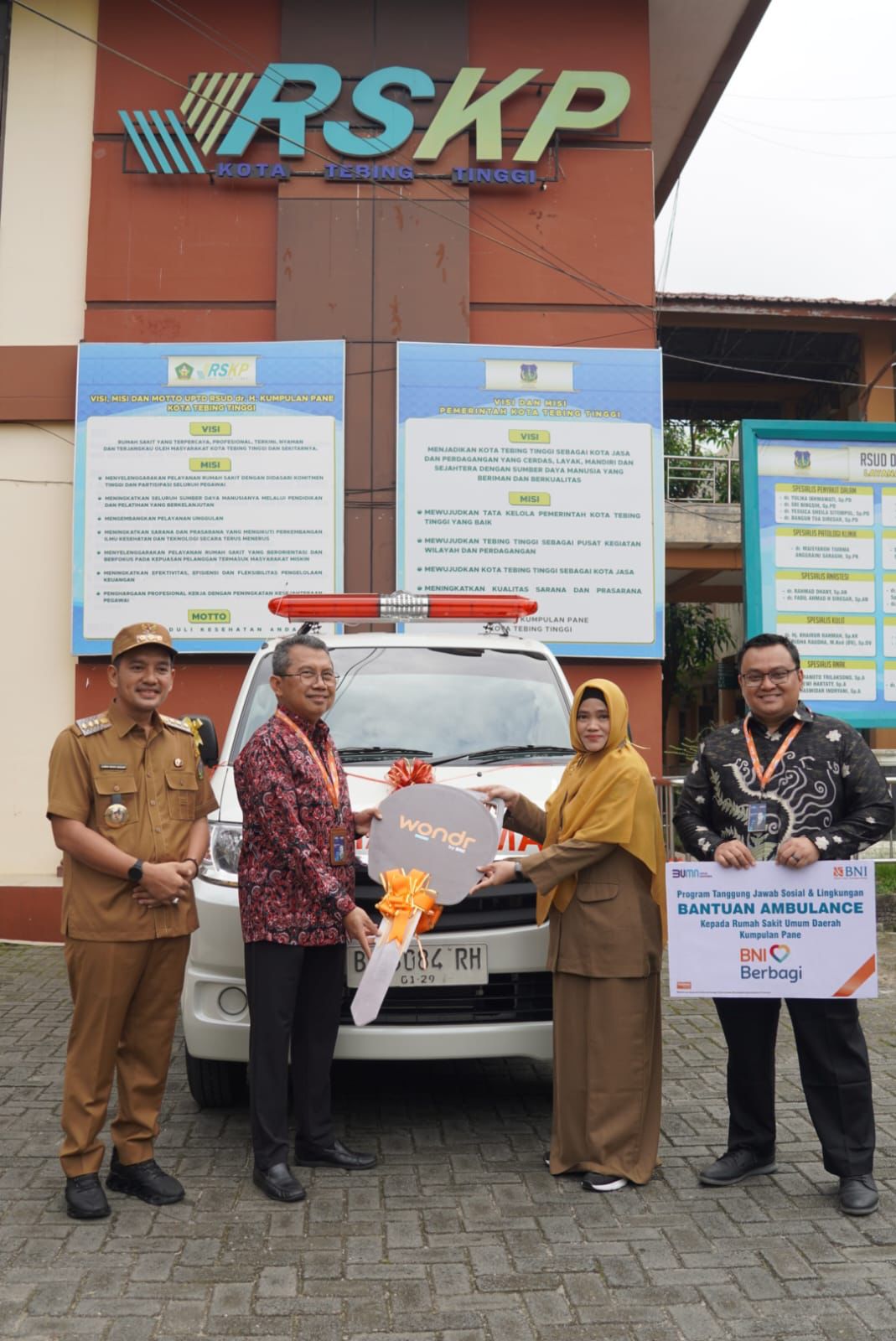 BNI Cabang Tebingtinggi Berikan Ambulans Ke RSKP