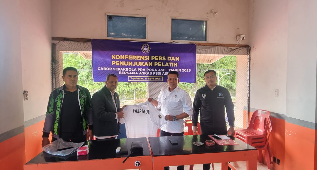 Tunjuk Fajriadi Pelatih Kepala, Tim Sepakbola Askab PSSI Aceh Selatan Target Medali Emas PORA 2026
