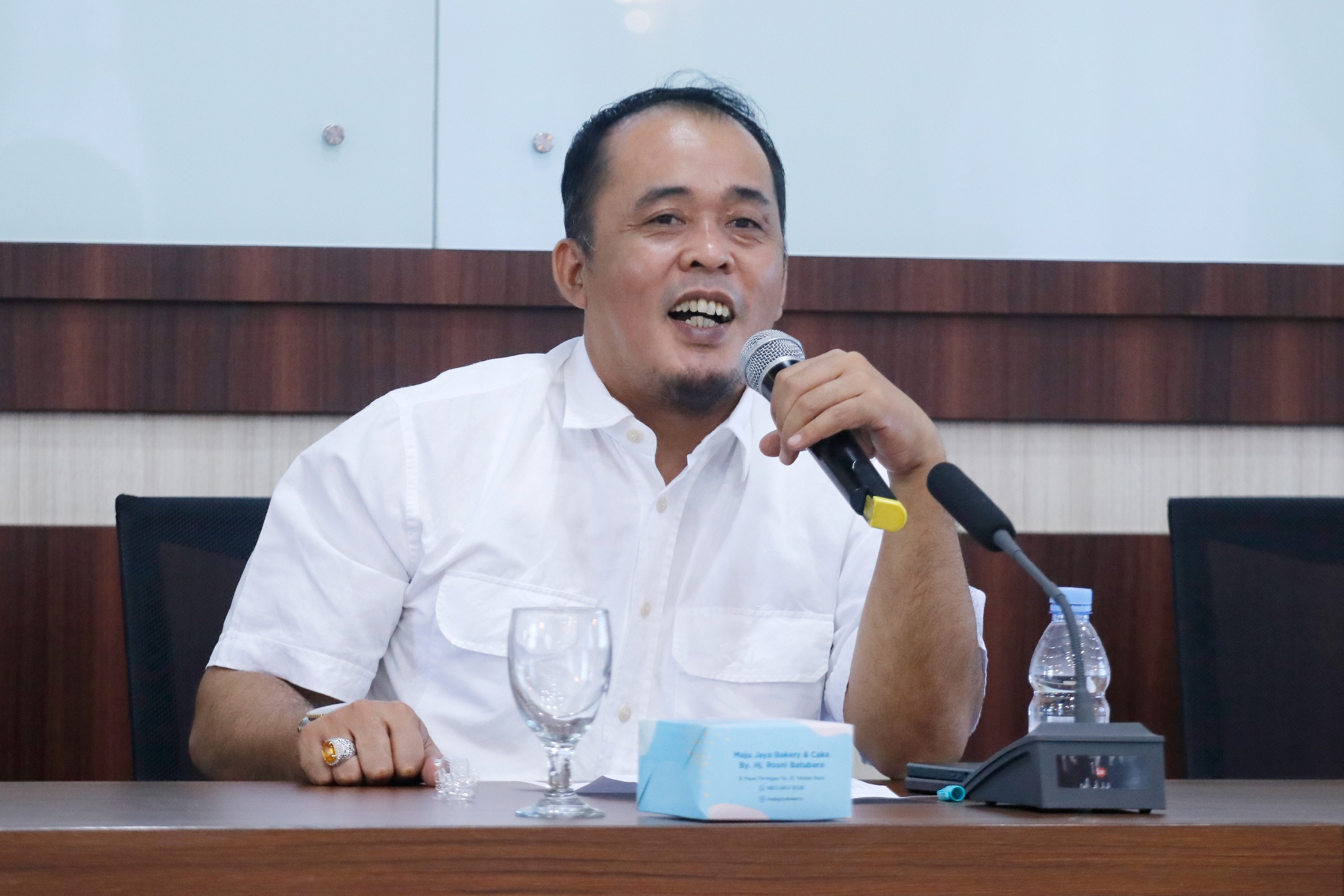 Dua Sistem Pembayaran Parkir Picu Konflik, Wali Kota Diminta Turunkan Tarif Parkir