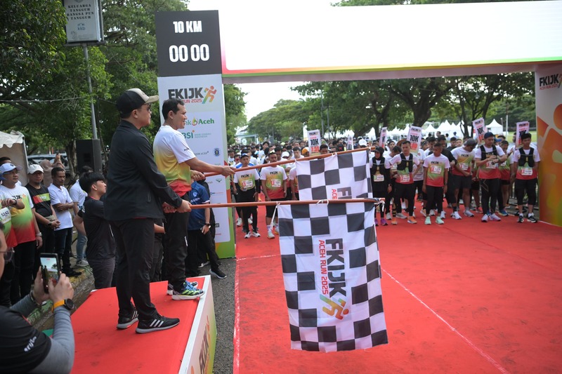 Wagub Fadhlullah Buka FKIJK Aceh Run 2025, Tempuh Jarak 5 dan 10 Kllometer