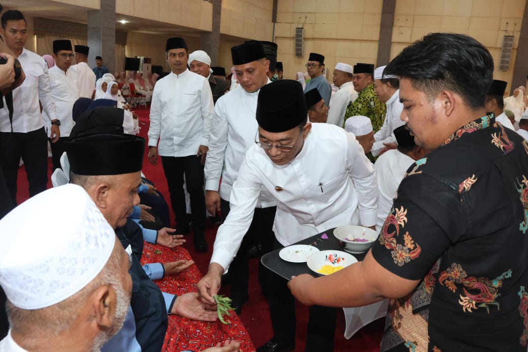 Bupati Tapsel Tepung Tawari 174 Calhaj Kloter 20