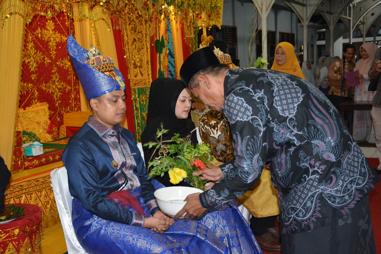 Peusijuk Dan Pisah Sambut Wali Kota Langsa