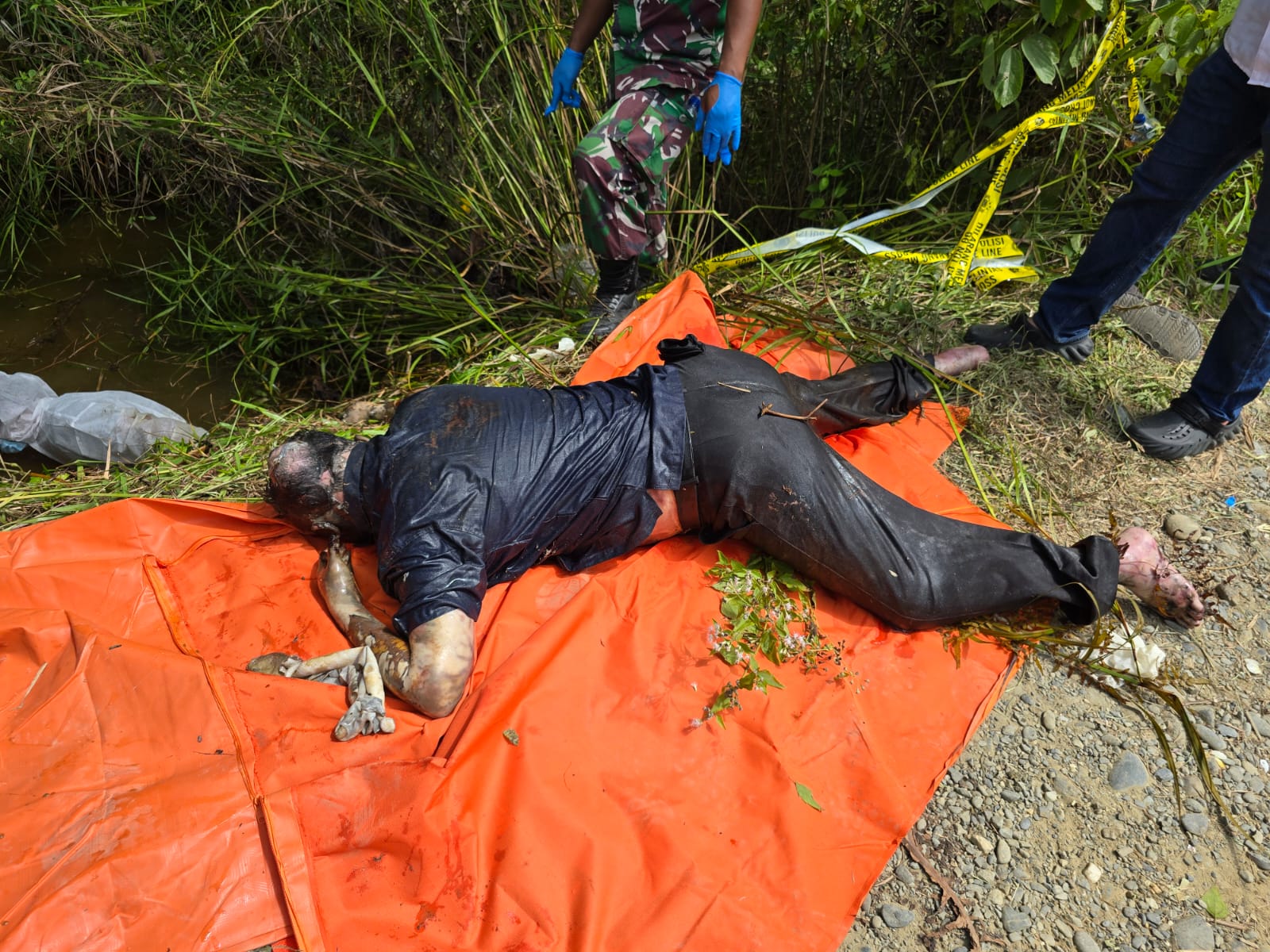 Mayat Laki-laki Ditemukan Di Parit Perkebunan Gebang
