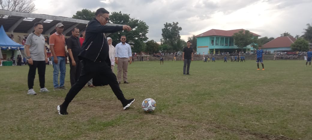 52 Klub Ikuti Turnamen Sepakbola Piala Bupati Agara