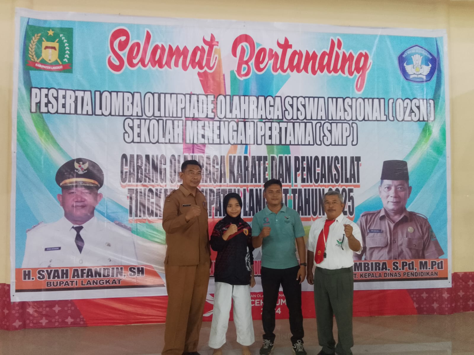 SMPN 1 Babalan Juara Umum O2SN Cabor Karate Dan Silat