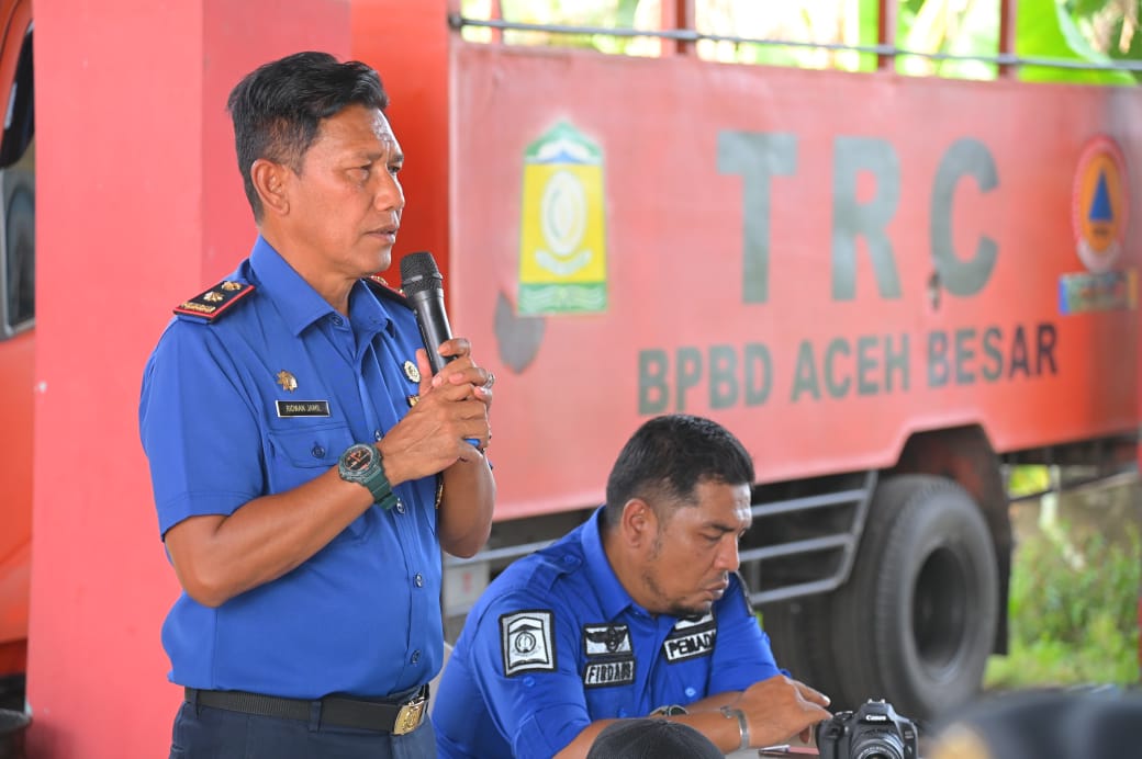 Kalaksa BPBD Aceh Besar Tekankan Kedisiplinan Personel Damkar