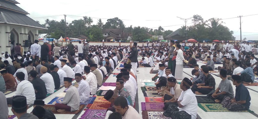 Hujan Deras Tak Halangi Jamaah Syattariyah Shalat Idul Adha