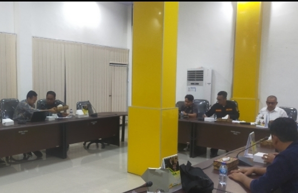 Skorsing RDP Kasus BBM Terkontaminasi Di Labura Berlarut, Tuai Kritik