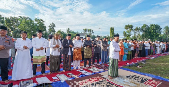 Sholat Idul Adha Dan Penyerahan 41 Hewan Kurban Di Batubara