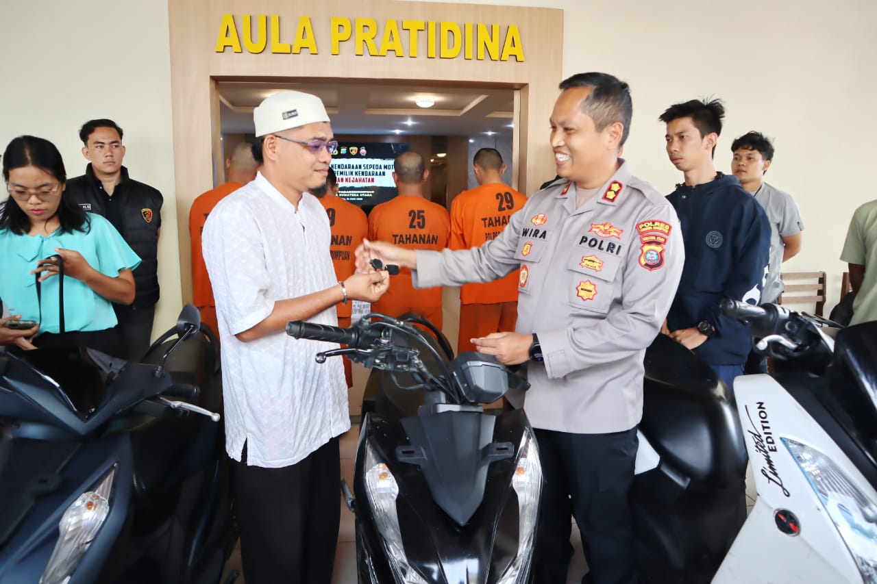 Kapolres Sidimpuan Kembalikan 6 Kereta Curian Kepada 4 Korban