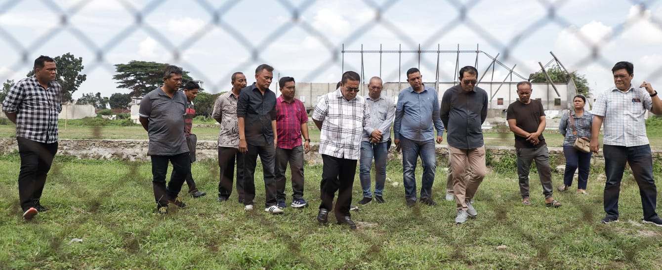 Anggota DPD RI Tinjau Stadion Sangnaualuh Pematangsiantar