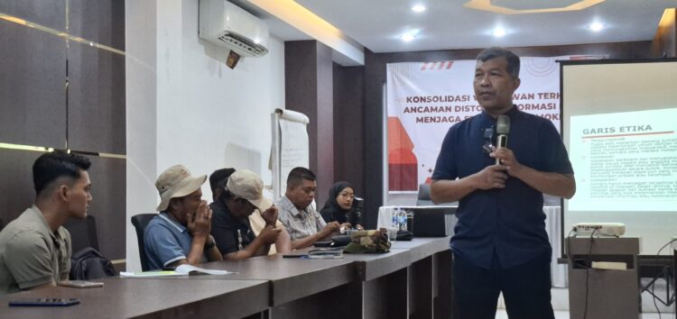 Warsidi Adi Warsidi: Kode Etik Jurnalistik Kunci Keselamatan Jurnalis | Waspada