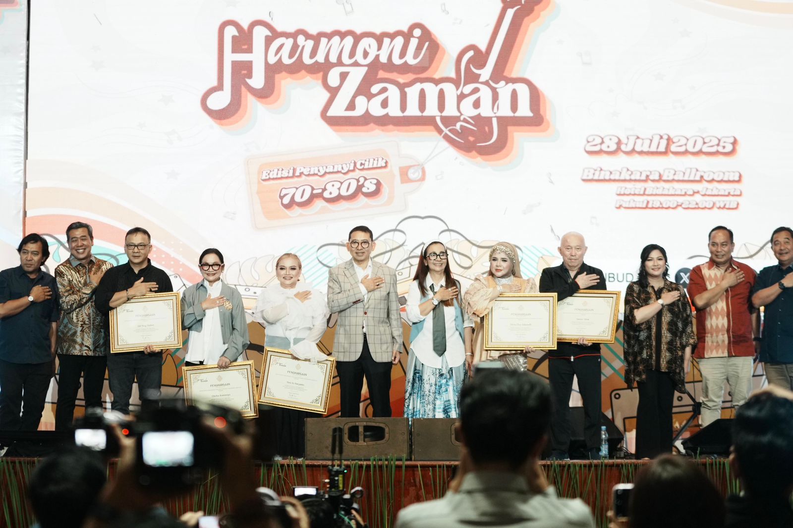 Legendaris Penyanyi Cilik Era 70 - 80an Tampil Di Harmoni Zaman