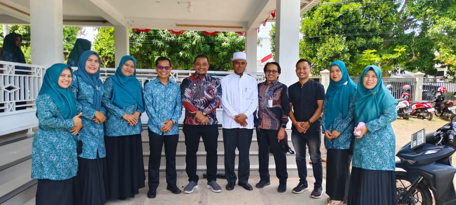Aceh Besar Gelar PMT Serentak Dan Luncurkan Kelas Parenting