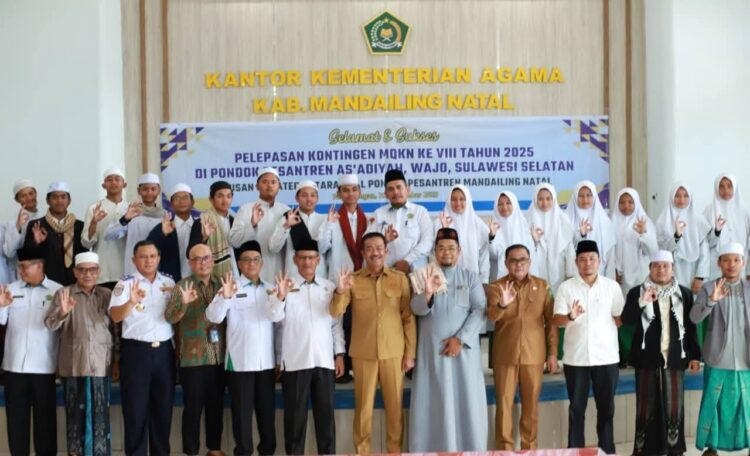 Bupati Madina Lepas Kontingen MQK, 18 Santri Ponpes Musthafawiyah