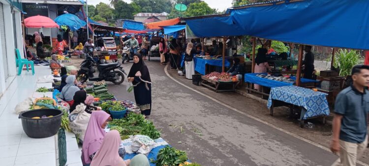 Bupati Madina Kecewakan Pedagang Pasar Eks Bioskop Tapanuli