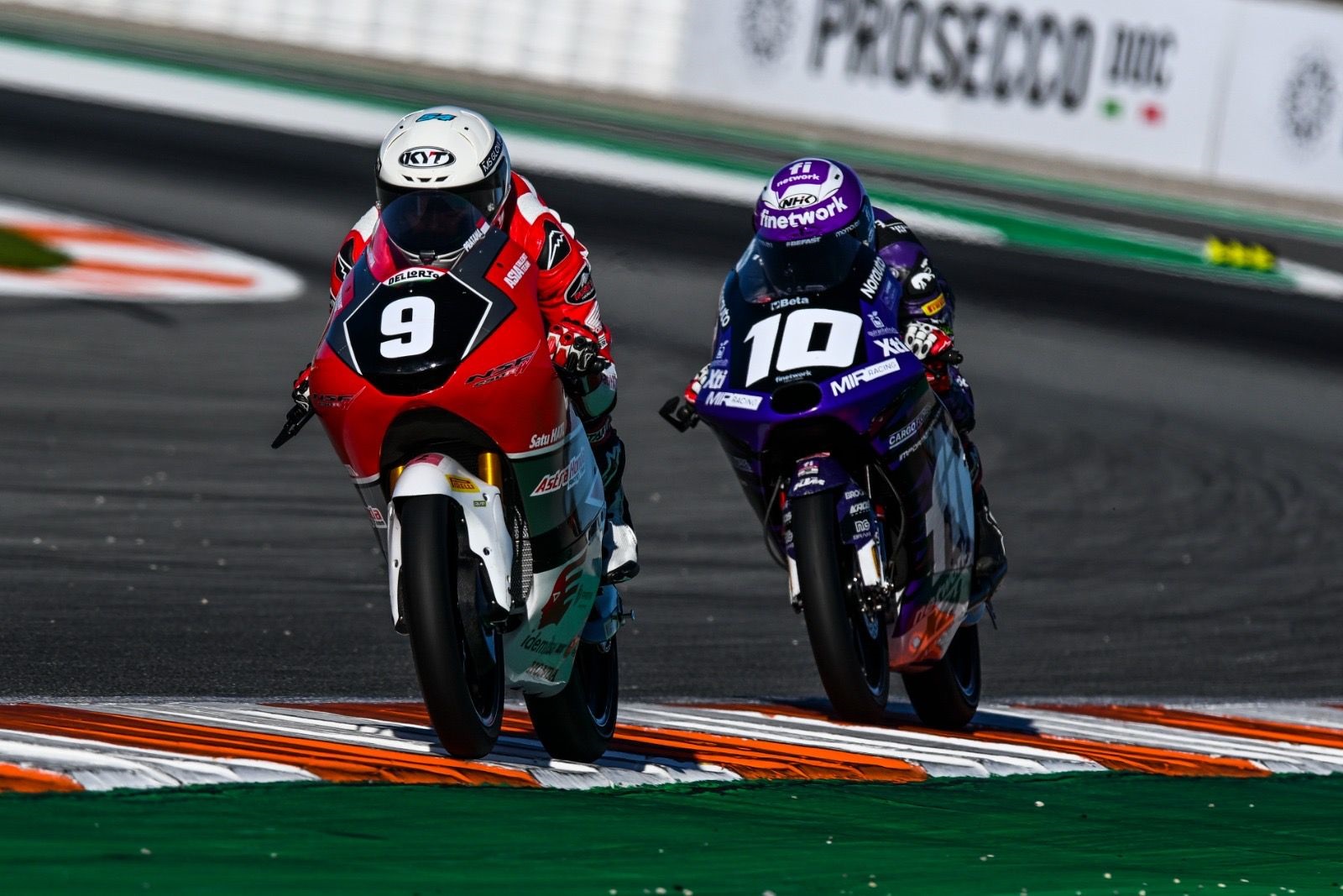 Tutup Musim Membanggakan Dua Pebalap Astra Honda