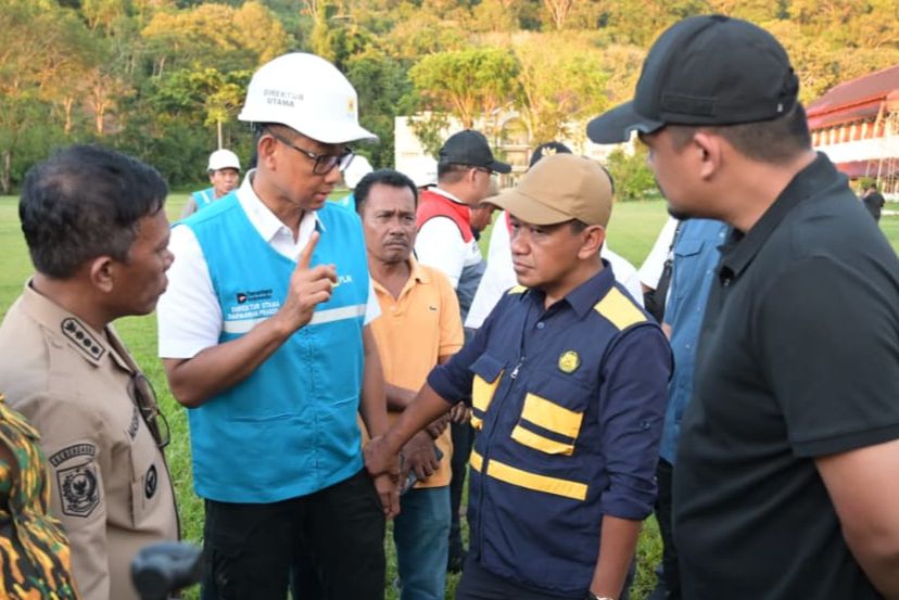 Pemulihan Listrik Sumut Dikebut, Menteri ESDM Tinjau Langsung Lokasi Terdampak Bencana