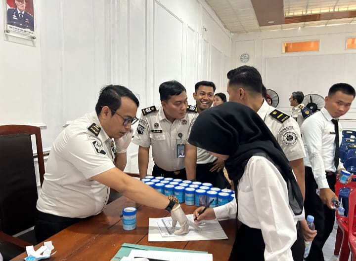 Tes Urine Di Lapas Labuhan Ruku, Negatif Narkoba