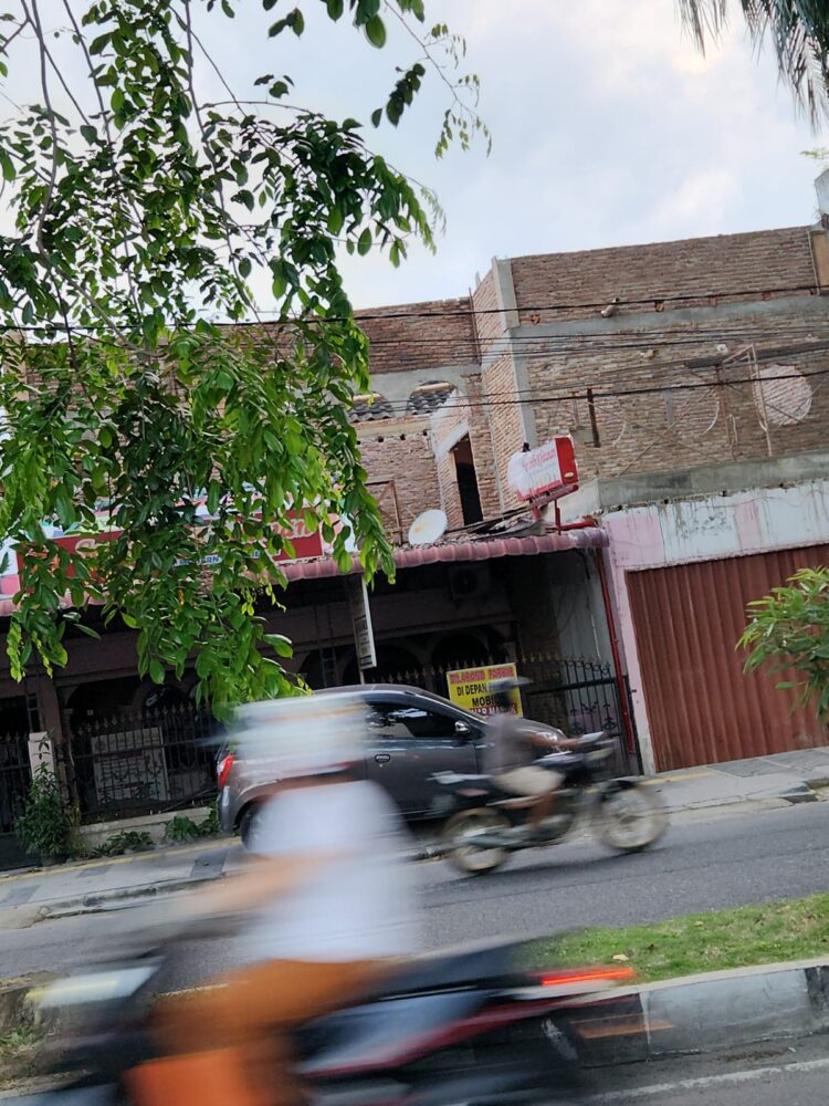 Bangunan Klinik di Katamso Diduga Tak Punya PBG, PAD Bocor