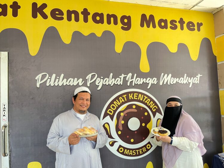 Kualitas Paten, Harga Merakyat, Roti Unyil Varian Baru Donat Kentang Master Tembus 2 Ribu Bungkus/Hari