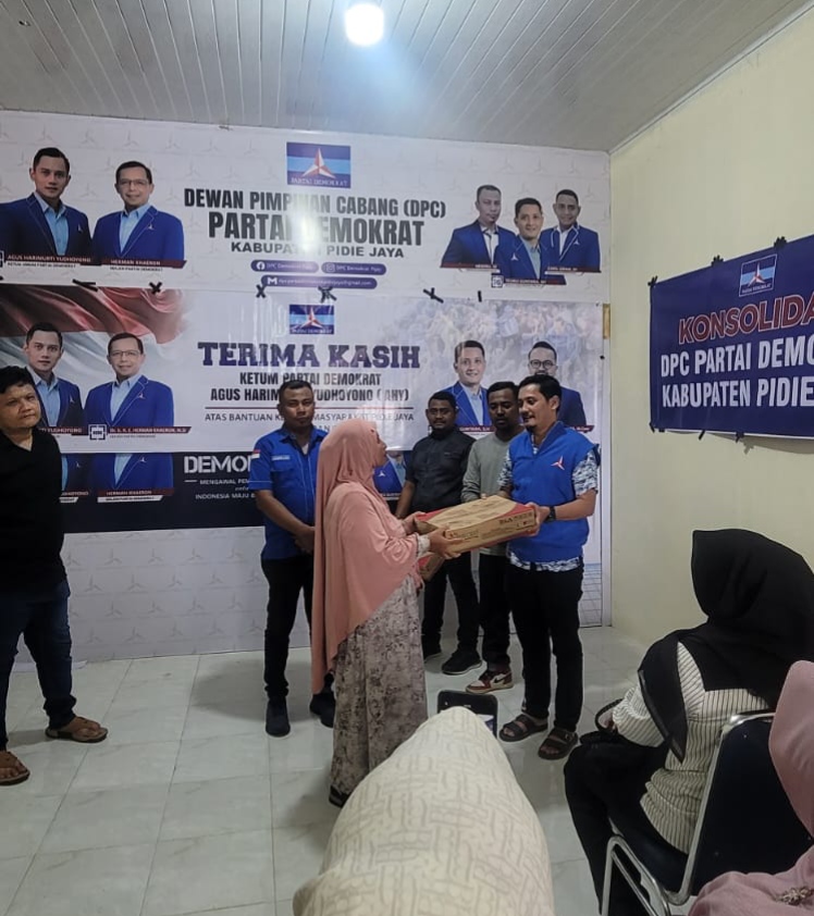 AHY Salurkan 150 Kompor Gas untuk Warga Pidie Jaya