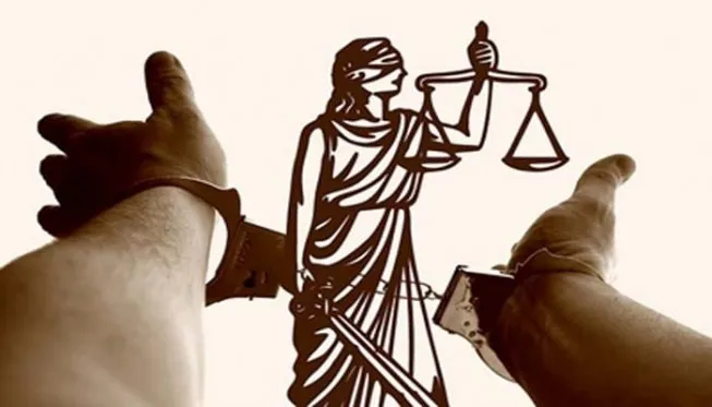 Hukum Bukan Alat Politik Penguasa