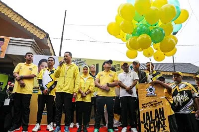 Di Jalan Sehat HUT Golkar, Musa Rajekshah Targetkan Kemenangan Golkar di 2024