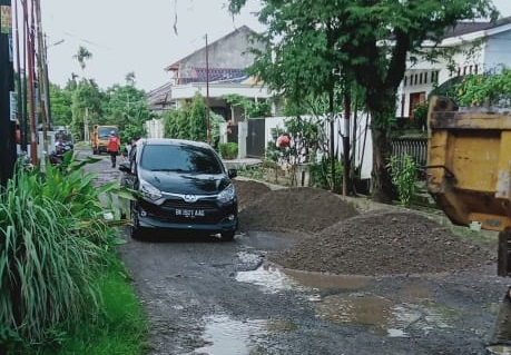 Anggota DPRD Sumut Ahmad Darwis Apresiasi Pemko Perbaiki Jalan Di Medan Selayang Dan Medan Johor