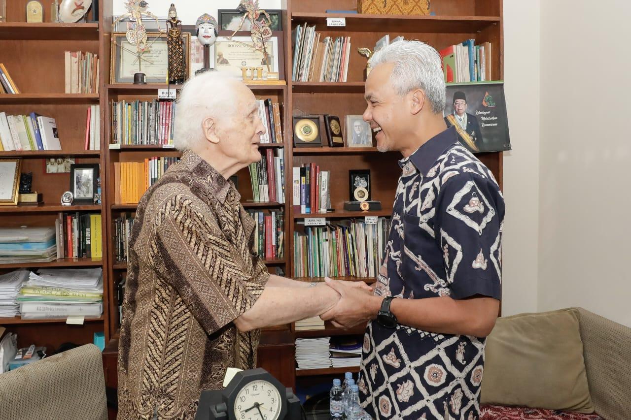 Bahas Soal Moral Hingga Rakyat Kecil, Ganjar Berdiskusi Sama Romo Magnis