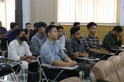 Hari Ini Puluhan Perusahaan Meriahkan Job Fair UISU 2024