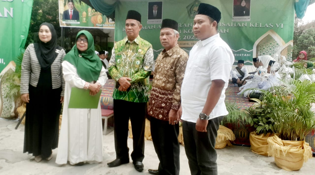 Khataman Dan Perpisahan Kankemenag Medan Motivasi Siswa MIN 1 Medan