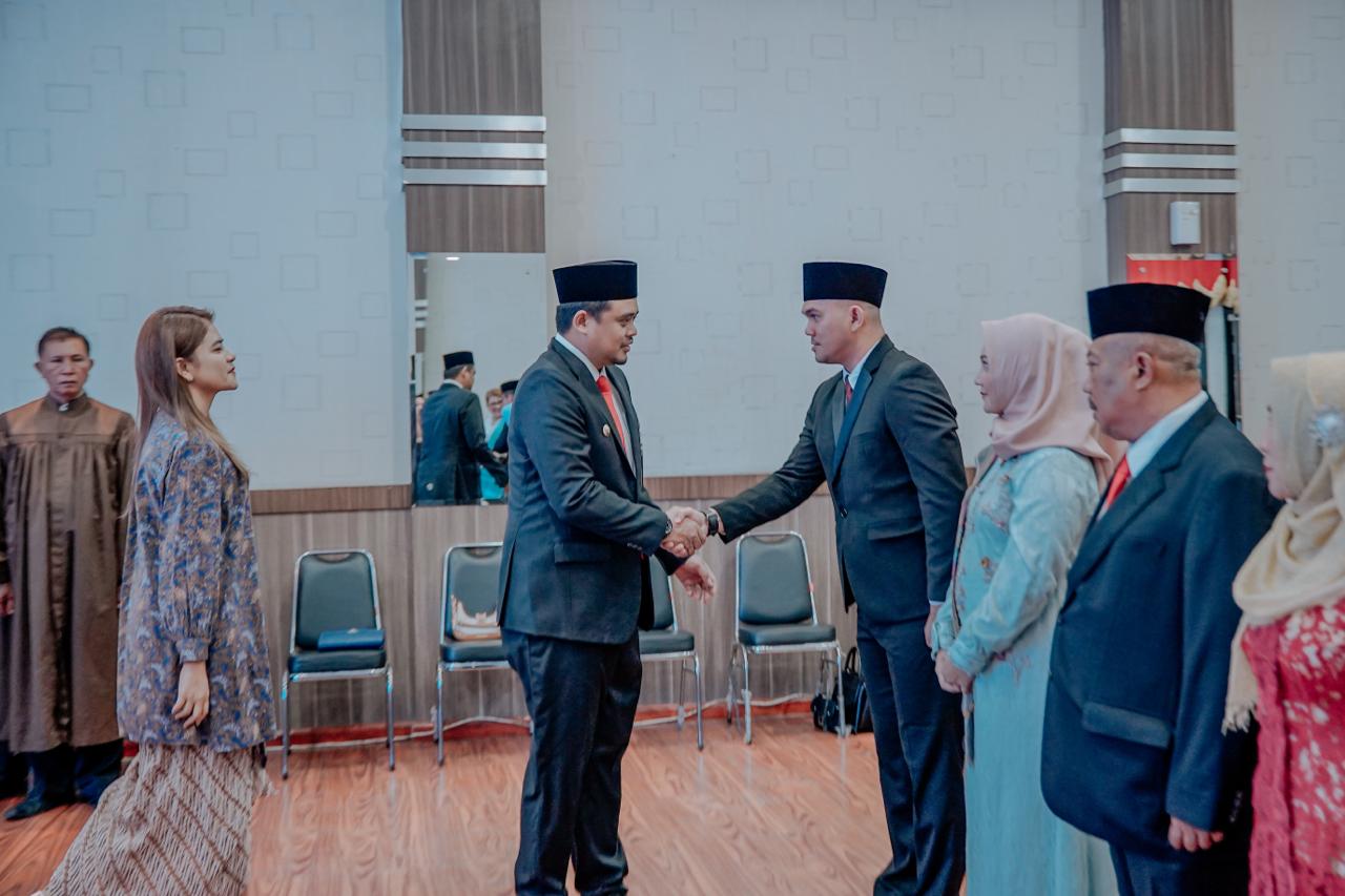 Bobby Nasution Lantik 4 Pejabat Eselon II Target Kerja Harus Segera Diselesaikan