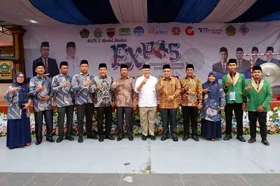 MAN 2 Model Medan Gelar Kompetisi Expo Lima Bahasa