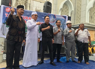 Menara Masjid Agung Mulai Dibangun