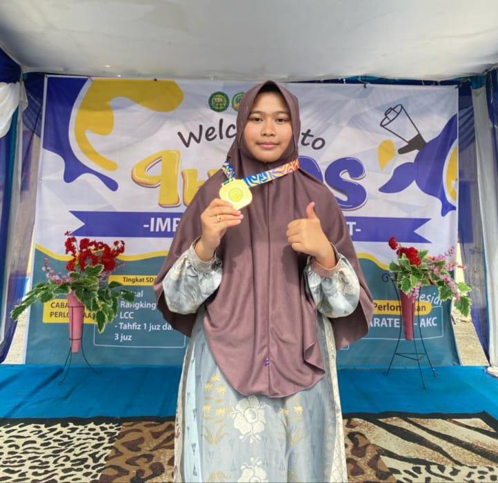 Dayah Ruhul Qurani Meulaboh Sabet Emas Karate IOS Al-Munjiya