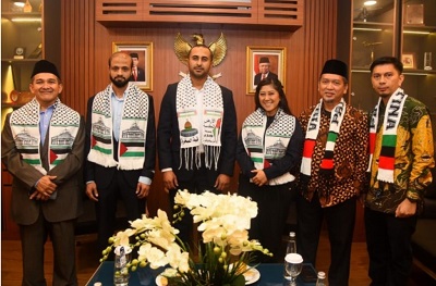 Rakyat Palestina Temui Meutya Hafid Dan Ucapkan Terima Kasih