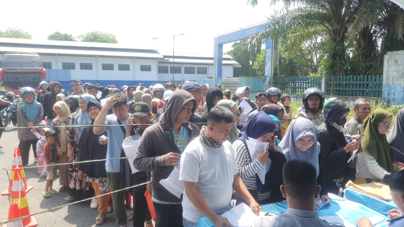 Antusiasme Warga Di Hari Pertama Pendaftaran Mudik Gratis Pemko Medan Luar Biasa