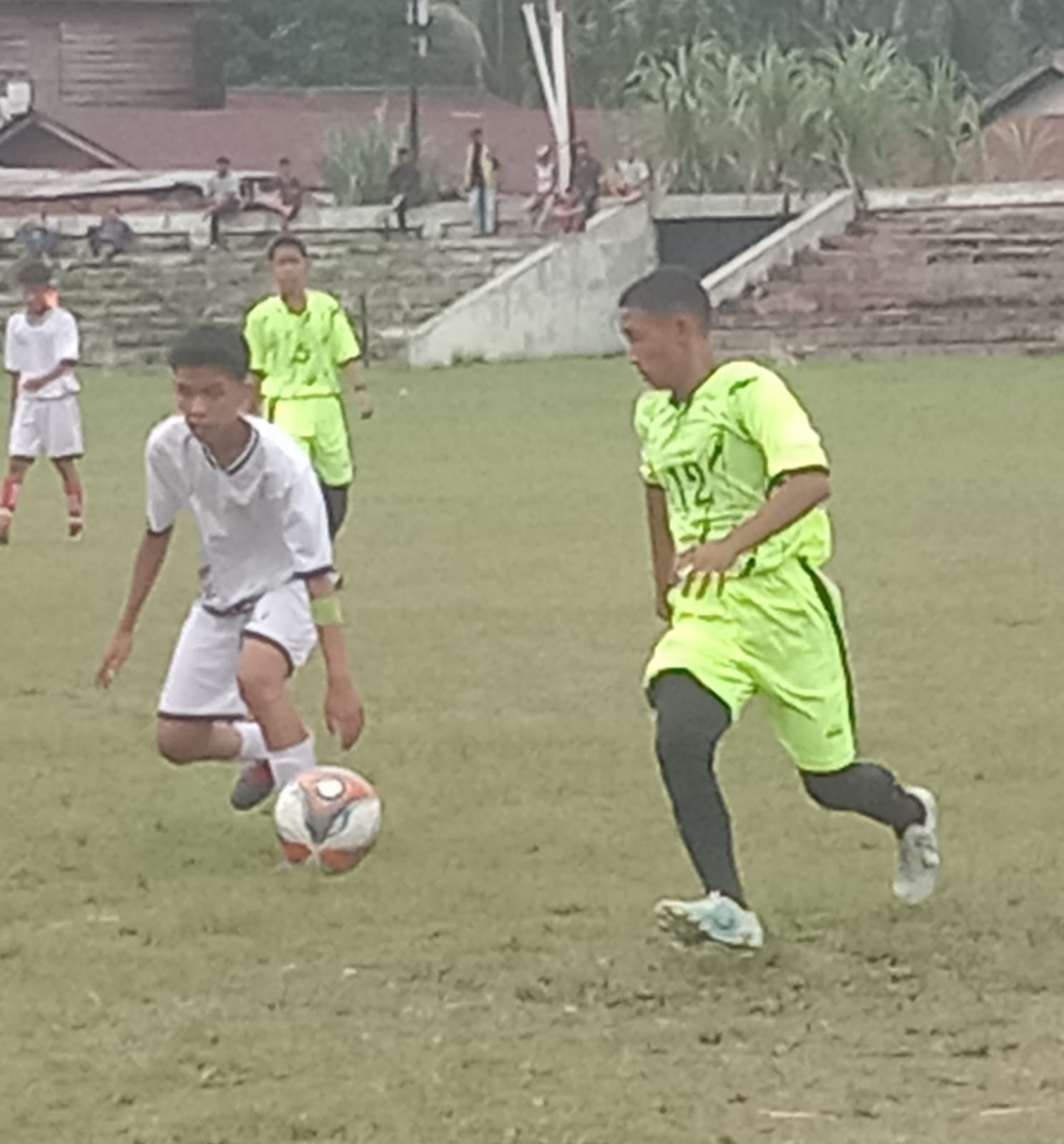 SMPN Perisai Tantang SMP Darul Azhar Di Final Piala Bupati