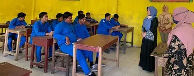 Tim PKM Wadir 1 Pascasarjana UMA Edukasi Siswa Kembangkan Potensi Diri