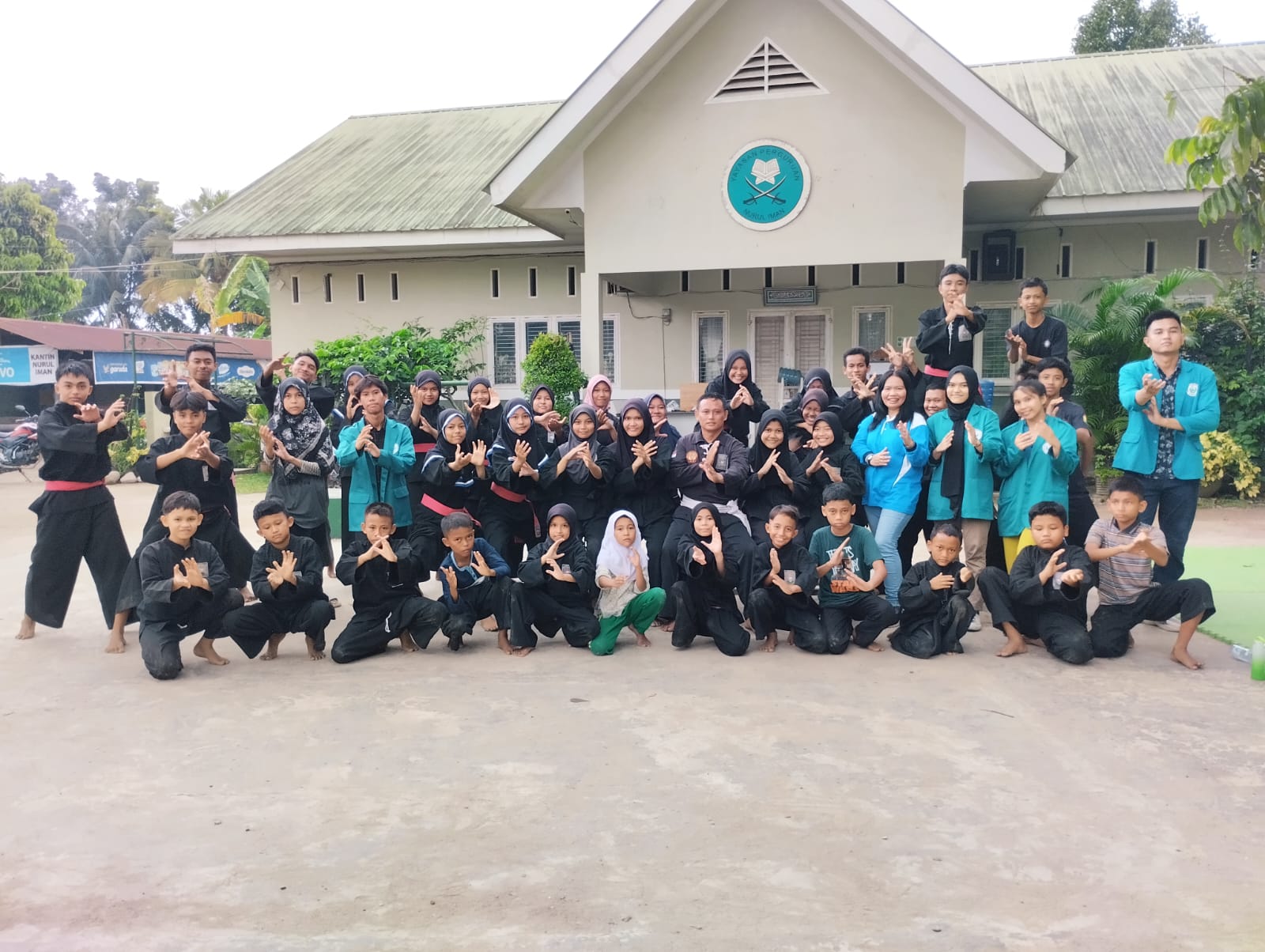 Mahasiswa Unimed Teliti Harmoni Tradisi Dalam Kesetaraan Gender Pencak Silat