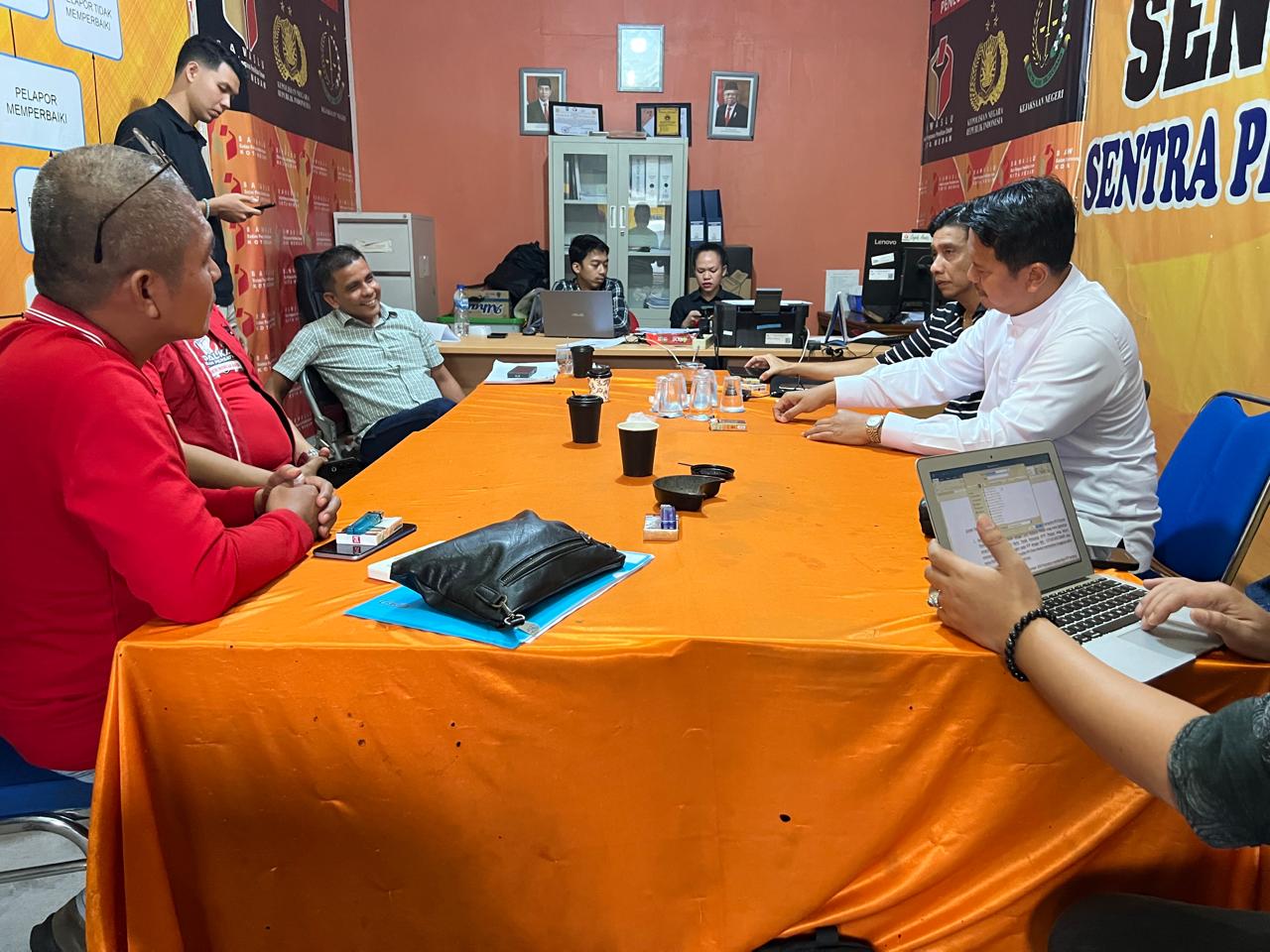 Berpotensi Pemilih Salah Coblos Di Pilkada Kota Medan, Prof Ridha Lapor Bawaslu