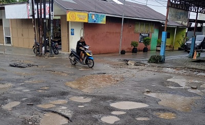 Anggota DPRD Sumut Ahmad Darwis Desak Pemko Tuntaskan Pembangunan Jalan Di Eka Rasmi