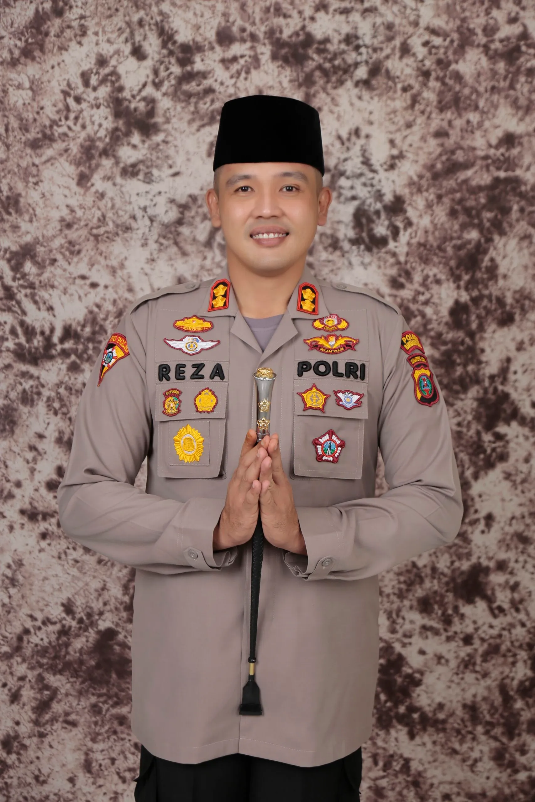 Kapolres Madina Biasa Jadi Imam